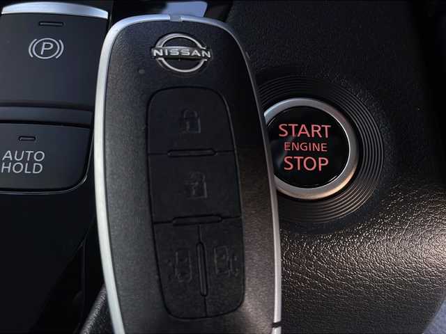 日産 ルークス HWS X プロパイロットED 山口県 2025(令7)年 1.4万km ホワイトパール 社外9インチメモリナビ/・フルセグテレビ（キャンセラー付き）/・CD/DVD/AM/FM/・Bluetooth/・iPod/USB/AUX/HDMI/ハンズフリー両側パワースライドドア/LEDヘッドライト/フォグランプ/プロパイロット/・インテリジェントエマージェンシーブレーキ/・踏み間違え防止機能/・アダプティブLEDヘッドライト/・インテリジェントアラウンドビューモニター/・クリアランスソナー/・車線逸脱警報/・車線逸脱防止支援システム/・前方衝突予測警報/・ふらつき警報/・標識検知機能/電動パーキングブレーキ/純正アルミホイール/純正ゴムマット/プッシュスタート/スマートキー