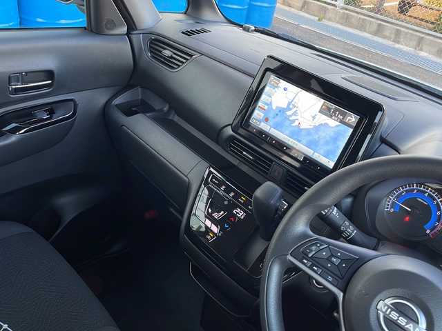 日産 ルークス HWS X プロパイロットED 山口県 2025(令7)年 1.4万km ホワイトパール 社外9インチメモリナビ/・フルセグテレビ（キャンセラー付き）/・CD/DVD/AM/FM/・Bluetooth/・iPod/USB/AUX/HDMI/ハンズフリー両側パワースライドドア/LEDヘッドライト/フォグランプ/プロパイロット/・インテリジェントエマージェンシーブレーキ/・踏み間違え防止機能/・アダプティブLEDヘッドライト/・インテリジェントアラウンドビューモニター/・クリアランスソナー/・車線逸脱警報/・車線逸脱防止支援システム/・前方衝突予測警報/・ふらつき警報/・標識検知機能/電動パーキングブレーキ/純正アルミホイール/純正ゴムマット/プッシュスタート/スマートキー