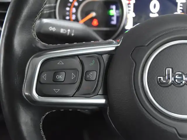 クライスラー・ジープ ジープ ラングラー アンリミテッド サハラ 和歌山県 2020(令2)年 3万km 黒 社外F/Rバンパー /MKW17incAW /黒革 /ヒッチメンバー /純ナビ /Bカメラ /Fカメラ /CarPlay /Bluetoothオーディオ /ACC /BSM /衝突軽減ブレーキ /前後センサー /スマートキー /ドラレコ /シートヒーター /LEDライト /ETC/スペアキー