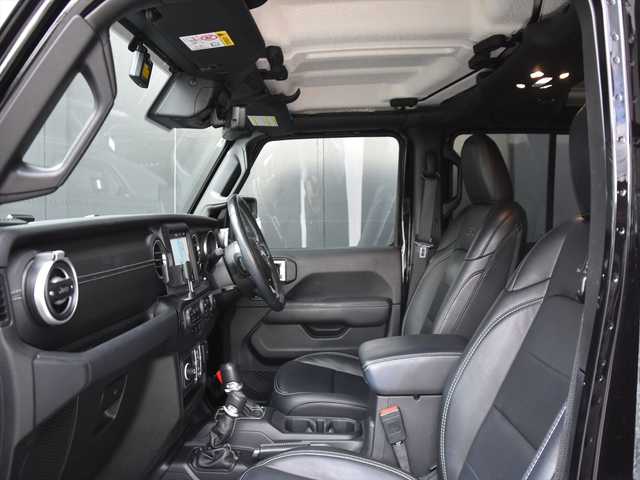 クライスラー・ジープ ジープ ラングラー アンリミテッド サハラ 和歌山県 2020(令2)年 3万km 黒 社外F/Rバンパー /MKW17incAW /黒革 /ヒッチメンバー /純ナビ /Bカメラ /Fカメラ /CarPlay /Bluetoothオーディオ /ACC /BSM /衝突軽減ブレーキ /前後センサー /スマートキー /ドラレコ /シートヒーター /LEDライト /ETC/スペアキー