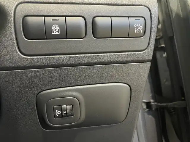 シトロエン Ｃ３ エアクロス シャイン 静岡県 2020(令2)年 2.9万km グレー ワンオーナー/純正ディスプレイオーディオ/衝突軽減ブレーキ/クルーズコントロール/レーンアシスト/ブラインドスポット/バックカメラ/前後コーナーセンサー/LEDヘッドライト/ドライブレコーダー/ETC