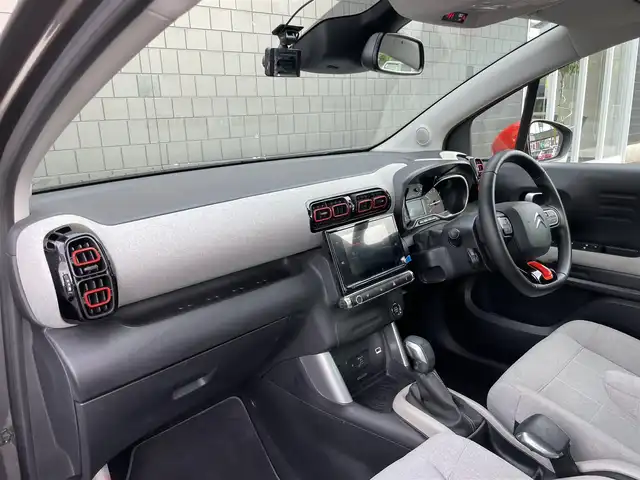 シトロエン Ｃ３ エアクロス シャイン 静岡県 2020(令2)年 2.9万km グレー ワンオーナー/純正ディスプレイオーディオ/衝突軽減ブレーキ/クルーズコントロール/レーンアシスト/ブラインドスポット/バックカメラ/前後コーナーセンサー/LEDヘッドライト/ドライブレコーダー/ETC