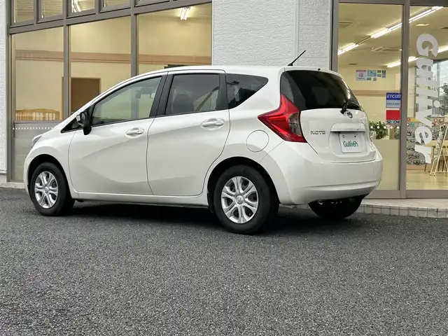 日産 ノート X 神奈川県 2016(平28)年 3.2万km パール ワンオーナー/純正SDナビ/　Bluetooth/CD/USB/iPod/フルセグTV/バックカメラ/衝突被害軽減システム/レーンキープアシスト/横滑り防止装置/オートライト/前方ドライブレコーダー/ETC/社外フロアマット/保証書/取扱説明書/スペアキー