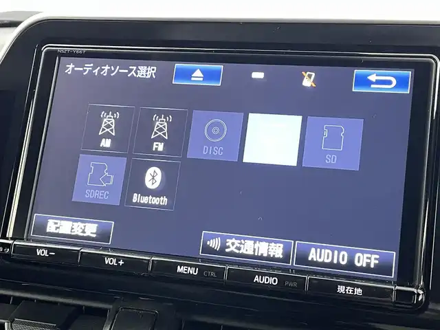 トヨタ Ｃ－ＨＲ ハイブリッド 1．8G 福島県 2018(平30)年 7.5万km ホワイトパールクリスタルシャイン 純正SDナビゲーション/型式：NSZT-Y66T/【AM/FM/CD/DVD/SD/Bluetooth/フルセグTV】/・バックカメラ/・純正ETC/・社外前後ドライブレコーダー/・オービスレーダー/衝突軽減ブレーキ/車線逸脱警報装置/アダプティブクルーズコントロール/オートマチックハイビーム/前後コーナーセンサー/電子パーキングブレーキ/・ブレーキオートホールド/ブラインドスポットモニター/ハーフレザーシート/・運転席＋助手席シートヒーター/革巻きステアリング/・ステアリングスイッチ/純正18インチアルミホイール/LEDヘッドライト/・オートライト/・フロントフォグライト/前席オートパワーウィンドウ/プッシュスタート/・スマートキー/・スペアキー/取扱説明書
