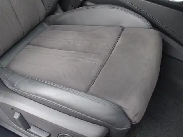アウディ Ａ７ SB 55TFSIクワトロ 1stエディション 埼玉県 2018(平30)年 1.1万km グレイシアホワイトメタリック 特別仕様車/ブラックハーフレザーシート/アダプティブクルーズコントロール/マトリクスLED/バーチャルコックピット/CarPlay/パークセンサー/全周囲カメラ/純正ナビ/ETC/フルセグTV/シートヒーター/イージークローザードア