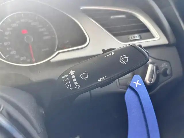 アウディ Ａ５ SB 2．0 TFSI クワトロ 京都府 2013(平25)年 5.3万km 黒 純正マルチナビ、Bluetooth/パドルシフト/黒革シート/前席シートヒーター/前席パワーシート/ディスチャージ/ETC/社外19インチアルミホイール/保証書/取扱説明書
