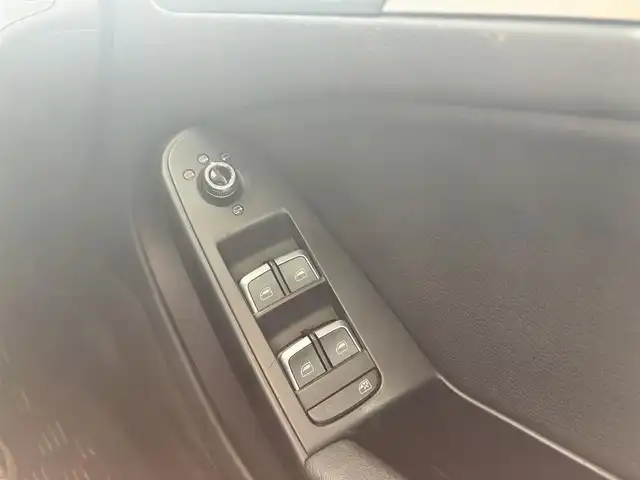 アウディ Ａ５ SB 2．0 TFSI クワトロ 京都府 2013(平25)年 5.3万km 黒 純正マルチナビ、Bluetooth/パドルシフト/黒革シート/前席シートヒーター/前席パワーシート/ディスチャージ/ETC/社外19インチアルミホイール/保証書/取扱説明書