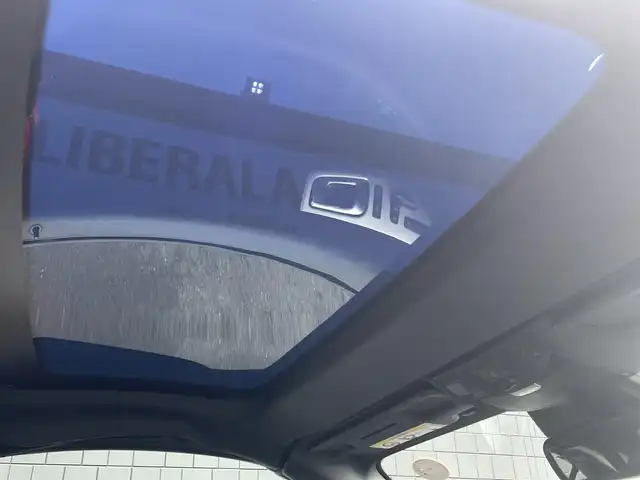 メルセデス・ベンツ ＳＬＫ２００ エクスクルーシブ 静岡県 2015(平27)年 4万km オブシディアンブラック AMGスポーツパッケージ/レーダーセーフティ軽減ブレーキACC/レーンキープ　ブラインドスポットモニター/ブラックレザーシートシートヒーター/CommandHDDナビフルセグTVBluetooth/パークトロニック/マジックスカイルーフ/エアスカーフ/キーレスゴー/赤シートベルト/ETC