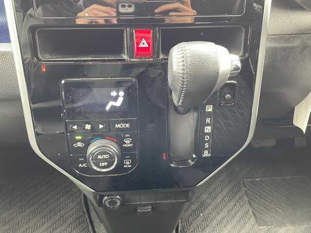 トヨタ タンク カスタムG 長野県 2020(令2)年 2.8万km パールホワイトⅢ 純正SDナビ（NSCN-W68）/FM・AM・CD・ワンセグテレビ/Bluetooth Audio/バックカメラ/純正14インチアルミホイール/衝突被害軽減ブレーキ/純正ドライブレコーダー/両側パワースライドドア/前後コーナーセンサー/クルーズコントロール/革巻きステアリング/ロールサンシェード/純正フロアマット/LEDヘッドライト/オートライト/フォグランプ/ドアバイザー/プッシュスタート/スマートキー/ETC2.0