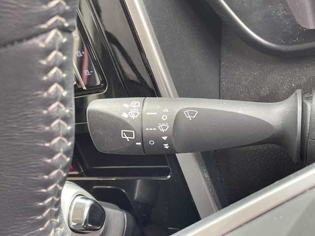 トヨタ ルーミー カスタムG 愛知県 2021(令3)年 3.7万km ファイアークォーツレッドM トヨタセーフティセンス/純正ナビ　SDカードなし/両側パワースライドドア/クルーズコントロール/バックカメラ/コーナーセンサー/純正アルミホイール/LEDヘッドライト/オートマチックハイビーム/ドライブレコーダー/衝突軽減システム/フルセグ/CD DVD/Bluetooth/ステアリングスイッチ/スマートキー/プッシュスタート