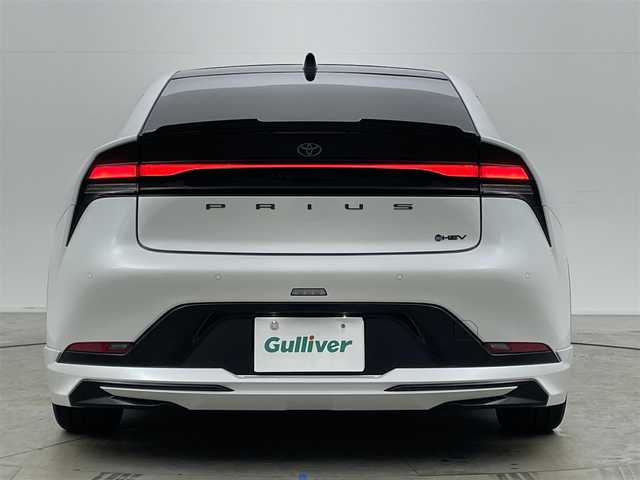 トヨタ プリウス Z 岡山県 2023(令5)年 3.7万km プラチナホワイトパールマイカ モデリスタエアロ /シグネチャーイルミ/パノラマルーフ /パノラミックビューモニター/純正12.3インチディスプレイオーディオ/ナビ/地デジ/Bluetooth/カープレイ/USB/合皮シート/シートヒーター /シートベンチレーション/パワーバックドア /セーフティセンス /レーダークルーズコントロール/LEDヘッドライト/ローダウン/アドバンスドパーク/BSM/ETC2.0/AC100V/デジタルインナーミラー/ステアリングヒーター