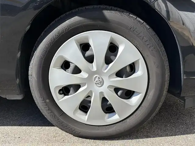 トヨタ アクア S 三重県 2012(平24)年 3.3万km ブラックマイカ ♪ワンオーナー/♪走行32463ｋｍ/スマートキー/プッシュスタート/純正ナビ/・フルセグ・CD・SD録音/・DVD再生/・Bluetoothオーディオ/・バックカメラ/ステアリングスイッチ/革巻ステアリング/LEDヘッドライト/フォグライト/オートライト/ウィンカーミラー/電格ミラー/プライバシーガラス/フロアマット/ドアバイザー/ETC