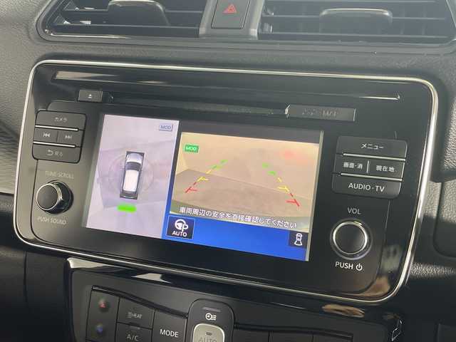 日産 リーフ G 神奈川県 2019(令1)年 4.7万km ダークメタルグレー 純正SDナビ/Bluetooth・CD・DVD・AUX・USB・HDD・フルセグTV/デジタルインナーミラー/クルーズコントロール/ブラインドスポットモニター/前側ドライブレコーダー/シートヒーター/バックカメラ/ETC/純正フロアマット/純正17インチアルミホイール/LEDヘッドライト/オートライト/スマートキー/横滑り防止装置/衝突被害軽減システム/保証書