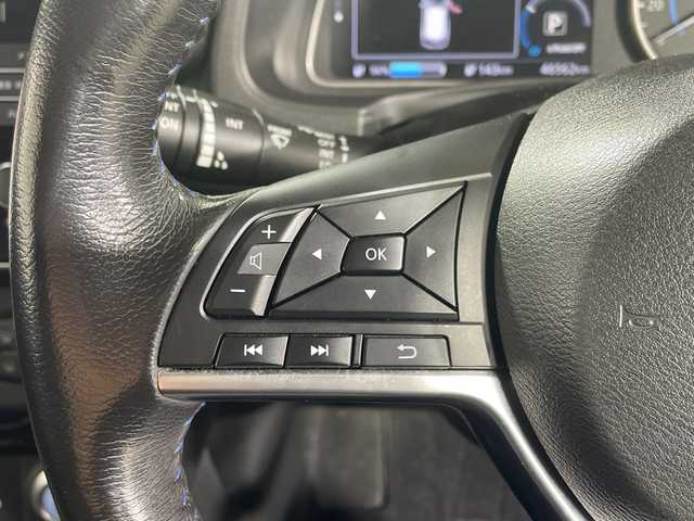 日産 リーフ G 神奈川県 2019(令1)年 4.7万km ダークメタルグレー 純正SDナビ/Bluetooth・CD・DVD・AUX・USB・HDD・フルセグTV/デジタルインナーミラー/クルーズコントロール/ブラインドスポットモニター/前側ドライブレコーダー/シートヒーター/バックカメラ/ETC/純正フロアマット/純正17インチアルミホイール/LEDヘッドライト/オートライト/スマートキー/横滑り防止装置/衝突被害軽減システム/保証書