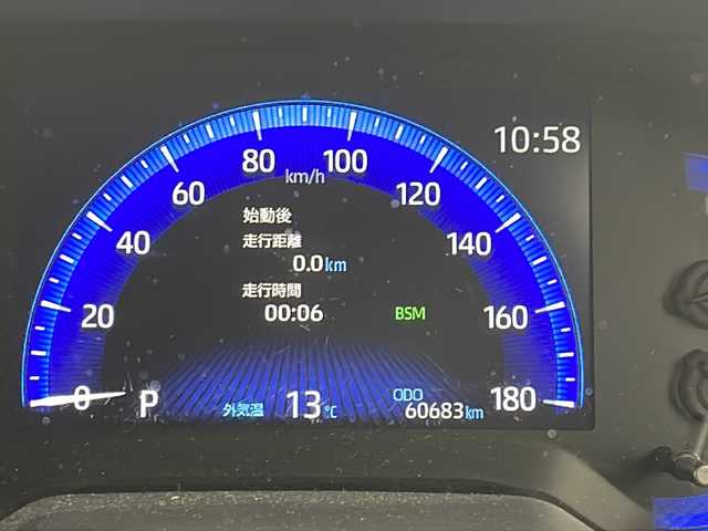 トヨタ カローラ クロス Z 三重県 2022(令4)年 6.1万km スパークリングブラックパールクリスタルシャイン /禁煙車//純正メモリーナビゲーション//シーケンシャルウィンカーミラー//追従式クルーズコントロール//シートヒーター//電子パーキング//ブレーキホールド//BSM//パワーバックドア//ビルトインETC//オートエアコン//スペアキー//前後ドライブレコーダー