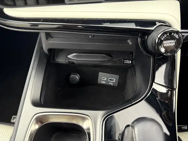 レクサス ＮＸ 450h+ Fスポーツ 愛知県 2021(令3)年 2.3万km グラファイトブラックガラスフレーク ムーンルーフ/オレンジキャリパー/ベンチレーション/純正14インチナビ/アラウンドビューモニター/フルセグTV/レクサスセーフティシステム/クルーズコントロール/ブラインドスポットモニター/衝突被害軽減システム/横滑り防止装置/コーナーセンサー/レーンキープアシスト/オートライト/オートマチックハイビーム/LEDヘッドライト/LEDフォグランプ/デジタルインナーミラー/電動リアゲート/パワーシート/シートメモリー/シートヒーター/ステアリングヒーター/ヘッドアップディスプレイ/パドルシフト/前後ドライブレコーダー/ETC2.0/純正AW/純正フロアマット/プッシュスタート/スマートキー/スペアキー