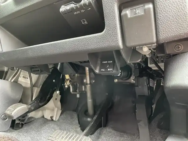 日産 デイズ ルークス ハイウェイスターX 大分県 2017(平29)年 6.1万km スパークリングレッド/ブラック 純正メモリナビ MM316D-W/【フルセグ/DVD/BTオーディオ】/全方位カメラ/左後パワースライドドア/純正14インチアルミホイール/ドライブレコーダー/衝突被害軽減システム/ETC/LEDヘッドライト/フォグランプ/オートライト/オートマチックハイビーム/レザーステアリング/チルトステアリング/運転席シートリフター/横滑り防止装置/エンジンプッシュスタート/アイドリングストップ/リアプライバシーガラス/ドアバイザー/フロアマット/電動格納ミラー/Wエアバッグ/ABS/スマートキー×2/車両取説/ナビ取説