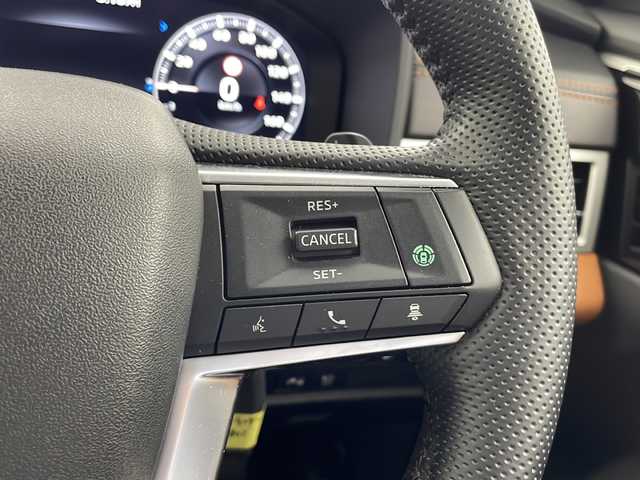 三菱 アウトランダー ＰＨＥＶ P 茨城県 2022(令4)年 4.4万km ホワイトダイヤモンド 純正ディスプレイオーディオ　ＢＯＳＥサウンド　電動リアゲート　ステアリングヒーター　全方位カメラ　レザーシート　パワーシート　シートヒーター　純正２０インチアルミホイール　純正フロアマット　充電ケーブフルセグテレビ