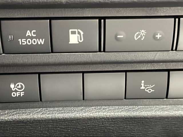三菱 アウトランダー ＰＨＥＶ P 茨城県 2022(令4)年 4.4万km ホワイトダイヤモンド 純正ディスプレイオーディオ　ＢＯＳＥサウンド　電動リアゲート　ステアリングヒーター　全方位カメラ　レザーシート　パワーシート　シートヒーター　純正２０インチアルミホイール　純正フロアマット　充電ケーブフルセグテレビ