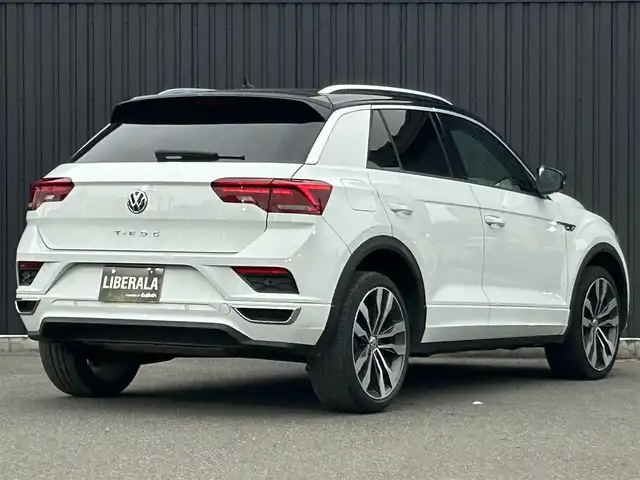 フォルクスワーゲン ＶＷ Ｔ－ロック TDI Rライン 福島県 2020(令2)年 2.4万km 白 ワンオーナー/アダプティブクルーズコントロール/ブラインドスポットモニター/レーンキープアシスト/アクティブ・インフォ・ディスプレイ/黒半革シート/パワーリアゲート/純正メモリナビ(BT/USB/CD/DVD)/AppleCarPlay/フルセグTV/バックカメラ/純正19AW/ハイビームアシスト/ドライブレコーダー(前方のみ)/ETC2.0/オートホールド/純正フロアマット/取扱説明書