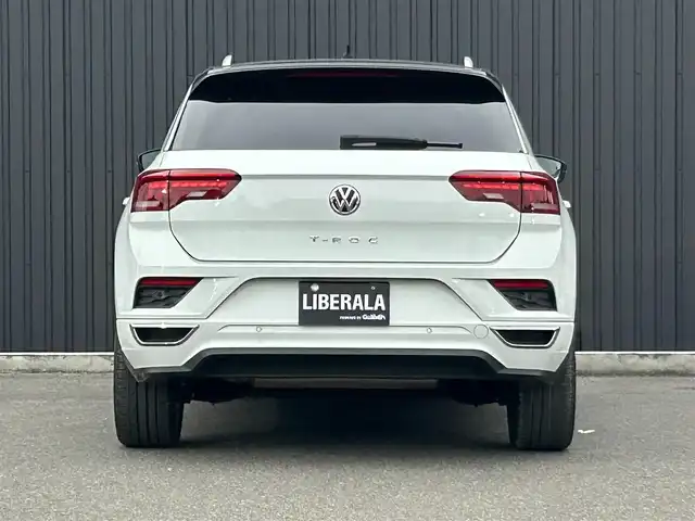 フォルクスワーゲン ＶＷ Ｔ－ロック TDI Rライン 福島県 2020(令2)年 2.4万km 白 ワンオーナー/アダプティブクルーズコントロール/ブラインドスポットモニター/レーンキープアシスト/アクティブ・インフォ・ディスプレイ/黒半革シート/パワーリアゲート/純正メモリナビ(BT/USB/CD/DVD)/AppleCarPlay/フルセグTV/バックカメラ/純正19AW/ハイビームアシスト/ドライブレコーダー(前方のみ)/ETC2.0/オートホールド/純正フロアマット/取扱説明書