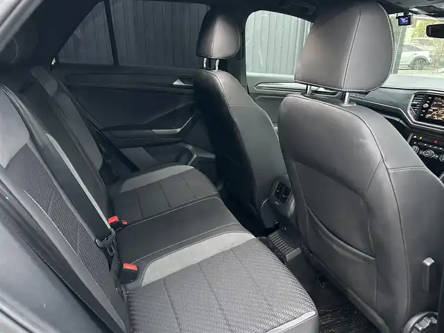 フォルクスワーゲン ＶＷ Ｔ－ロック TDI Rライン 福島県 2020(令2)年 2.4万km 白 ワンオーナー/アダプティブクルーズコントロール/ブラインドスポットモニター/レーンキープアシスト/アクティブ・インフォ・ディスプレイ/黒半革シート/パワーリアゲート/純正メモリナビ(BT/USB/CD/DVD)/AppleCarPlay/フルセグTV/バックカメラ/純正19AW/ハイビームアシスト/ドライブレコーダー(前方のみ)/ETC2.0/オートホールド/純正フロアマット/取扱説明書