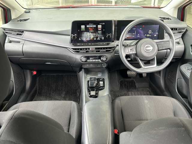日産 ノート X 静岡県 2021(令3)年 1.7万km ガーネットレッド 純正ナビ/・ラジオ/フルセグTV/・USB/Apple CarPlay/HDMI/主要装備/・全方位カメラ　/・ＥＴＣ　/・レーンキープアシスト　/・デジタルインナーミラー　/・ＢＳＭ　コーナーセンサー　/・置くだけ充電　/・オートホールド　/・オートライト　/・オートハイビーム　/・ドライブレコーダー　/・ＬＥＤヘッドライト/・ステアリングリモコン/・プッシュスタート/・スマートキー/・プロパイロット/・エマージェンシーブレーキ/・純正アルミキャップ/・LEDフォグランプ