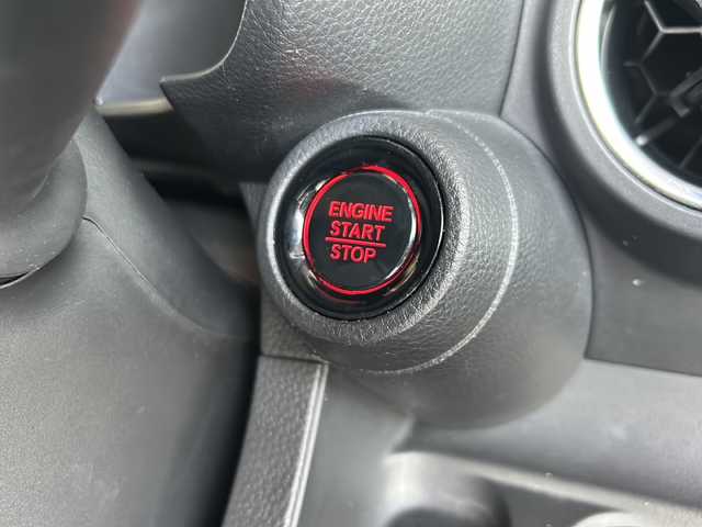 ホンダ Ｎ ＯＮＥ オリジナル 静岡県 2021(令3)年 2.3万km プレミアムアイボリーパールⅡ 純正ディスプレイオーディオ/・CD/・DVD/・ワンセグＴＶ/・Bluetooth/・USB/・AM/・FM/主要装備/・衝突軽減/・レーンキープ/・追従クルコン/・コーナーセンサー後/・バックカメラ/・ハーフレザーシート/・ステリモ/・電動パーキングブレーキ/・オートホールド/・LEDヘッドライト/・オートライト/・オートハイビーム/・スマートキー/・プッシュスタート/・純正フロアマット