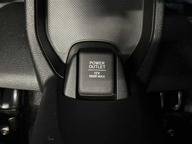 ホンダ Ｎ ＯＮＥ オリジナル 静岡県 2021(令3)年 2.3万km プレミアムアイボリーパールⅡ 純正ディスプレイオーディオ/・CD/・DVD/・ワンセグＴＶ/・Bluetooth/・USB/・AM/・FM/主要装備/・衝突軽減/・レーンキープ/・追従クルコン/・コーナーセンサー後/・バックカメラ/・ハーフレザーシート/・ステリモ/・電動パーキングブレーキ/・オートホールド/・LEDヘッドライト/・オートライト/・オートハイビーム/・スマートキー/・プッシュスタート/・純正フロアマット