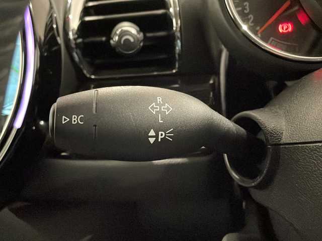 ＭＩＮＩ ミニ クラブマン クーパー 新潟県 2017(平29)年 4.5万km ピュアバーガンディー ペッパーパッケージ/オートスピードコントロール装置/リア・ビュー・カメラ/ナビゲーション・システム/USB/AUX/Bluetooth接続/アイドリングストップ/オートライト/オートエアコン/スマートキー/インナー型ETC/プッシュスタート