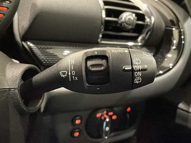 ＭＩＮＩ ミニ クラブマン クーパー 新潟県 2017(平29)年 4.5万km ピュアバーガンディー ペッパーパッケージ/オートスピードコントロール装置/リア・ビュー・カメラ/ナビゲーション・システム/USB/AUX/Bluetooth接続/アイドリングストップ/オートライト/オートエアコン/スマートキー/インナー型ETC/プッシュスタート