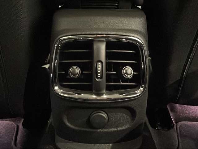 ＭＩＮＩ ミニ クラブマン クーパー 新潟県 2017(平29)年 4.5万km ピュアバーガンディー ペッパーパッケージ/オートスピードコントロール装置/リア・ビュー・カメラ/ナビゲーション・システム/USB/AUX/Bluetooth接続/アイドリングストップ/オートライト/オートエアコン/スマートキー/インナー型ETC/プッシュスタート