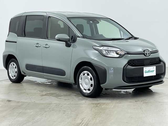 トヨタ シエンタ ハイブリッド G 道央・札幌 2022(令4)年 4.4万km アーバンカーキ ・4WD/・寒冷地仕様/・純正8インチディスプレイオーディオ/・BT&USB&AppleCarPlay&AndroidAuto/・両側パワースライドドア/・バックカメラ/・トヨタセーフティセンス/・ブラインドスポットモニター/・レーンキープアシスト/・アダプティブクルーズコントロール/・横滑り防止装置/・ビルトインETC/・AC100V/1500W/・フロントワイパーデアイサー/・ドアミラーヒーター/・LEDヘッドライト/・オートライト/・オートマチックハイビーム/・スマートキー/・積込冬タイヤスチール付