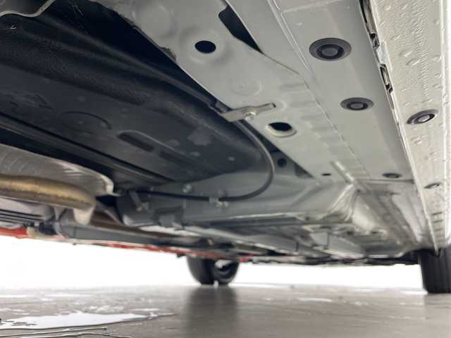 トヨタ シエンタ ハイブリッド G 道央・札幌 2022(令4)年 4.4万km アーバンカーキ ・4WD/・寒冷地仕様/・純正8インチディスプレイオーディオ/・BT&USB&AppleCarPlay&AndroidAuto/・両側パワースライドドア/・バックカメラ/・トヨタセーフティセンス/・ブラインドスポットモニター/・レーンキープアシスト/・アダプティブクルーズコントロール/・横滑り防止装置/・ビルトインETC/・AC100V/1500W/・フロントワイパーデアイサー/・ドアミラーヒーター/・LEDヘッドライト/・オートライト/・オートマチックハイビーム/・スマートキー/・積込冬タイヤスチール付