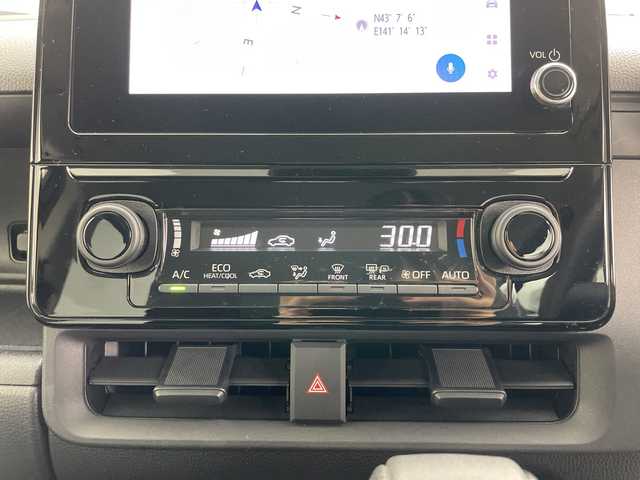 トヨタ シエンタ ハイブリッド G 道央・札幌 2022(令4)年 4.4万km アーバンカーキ ・4WD/・寒冷地仕様/・純正8インチディスプレイオーディオ/・BT&USB&AppleCarPlay&AndroidAuto/・両側パワースライドドア/・バックカメラ/・トヨタセーフティセンス/・ブラインドスポットモニター/・レーンキープアシスト/・アダプティブクルーズコントロール/・横滑り防止装置/・ビルトインETC/・AC100V/1500W/・フロントワイパーデアイサー/・ドアミラーヒーター/・LEDヘッドライト/・オートライト/・オートマチックハイビーム/・スマートキー/・積込冬タイヤスチール付