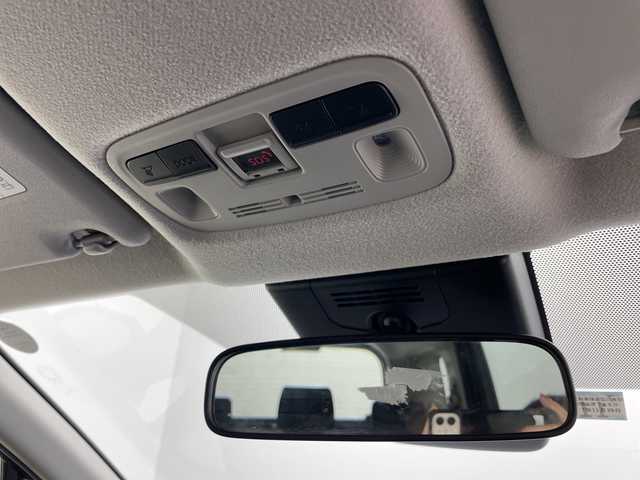 トヨタ シエンタ ハイブリッド G 道央・札幌 2022(令4)年 4.4万km アーバンカーキ ・4WD/・寒冷地仕様/・純正8インチディスプレイオーディオ/・BT&USB&AppleCarPlay&AndroidAuto/・両側パワースライドドア/・バックカメラ/・トヨタセーフティセンス/・ブラインドスポットモニター/・レーンキープアシスト/・アダプティブクルーズコントロール/・横滑り防止装置/・ビルトインETC/・AC100V/1500W/・フロントワイパーデアイサー/・ドアミラーヒーター/・LEDヘッドライト/・オートライト/・オートマチックハイビーム/・スマートキー/・積込冬タイヤスチール付