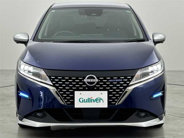 日産 ノート オーテック 福岡県 2021(令3)年 5万km オーロラフレアブルーパール 純正ＤＡナビ　/全方位カメラ　/ドラレコ　/ＥＴＣ２．０　/デジタルインナーミラー　/置くだけ充電　/コーナーセンサー　/ＡＣＣ　/エマージェンシーブレーキ　/レーンキープ　/ＢＳＭ　/ハーフレザー　/シートヒーター　/ＬＥＤ