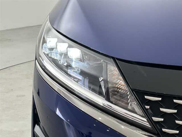 日産 ノート オーテック 福岡県 2021(令3)年 5万km オーロラフレアブルーパール 純正ＤＡナビ　/全方位カメラ　/ドラレコ　/ＥＴＣ２．０　/デジタルインナーミラー　/置くだけ充電　/コーナーセンサー　/ＡＣＣ　/エマージェンシーブレーキ　/レーンキープ　/ＢＳＭ　/ハーフレザー　/シートヒーター　/ＬＥＤ