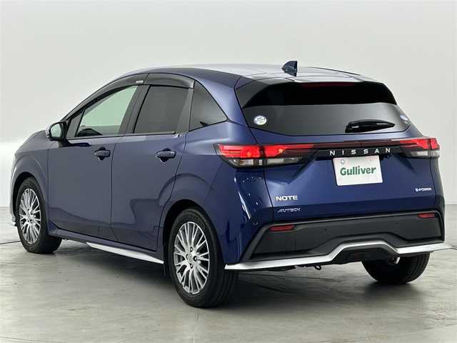 日産 ノート オーテック 福岡県 2021(令3)年 5万km オーロラフレアブルーパール 純正ＤＡナビ　/全方位カメラ　/ドラレコ　/ＥＴＣ２．０　/デジタルインナーミラー　/置くだけ充電　/コーナーセンサー　/ＡＣＣ　/エマージェンシーブレーキ　/レーンキープ　/ＢＳＭ　/ハーフレザー　/シートヒーター　/ＬＥＤ
