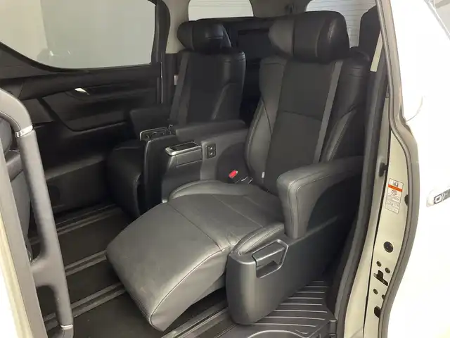 トヨタ アルファード 新潟県 2019(令1)年 2.6万km パール 9インチ大画面ナビ（Bluetooth/CD/フルセグTV/SD）/トヨタセーフティセンス/パワーステアリング/パワーウィンドウ/スマートキー/WAC/純正ビルトインETC2.0/純正AW(235/50/R18)/電動リアゲート/3眼LEDヘッドライト/D席＋N席シートヒーター/シートベンチレーション/パワーステアリング/社外前後ドラレコ（CELLSTAR CSD-790FHG）