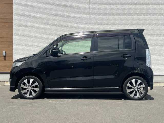 スズキ ワゴンＲ スティングレー リミテッドⅡ 秋田県 2012(平24)年 11.9万km スパークブラックパール ４WD/社外ナビ/ワンセグ/純正アルミ/スマートキー/運転席シートヒーター/プッシュスタート/ETC/純正フロアマット/純正ドアバイザー/オートライト/オートエアコン/パワーステアリング/パワーウィンドウ/電動格納ウィンカーミラー/盗難防止装置/保証書/取扱説明書/記録簿