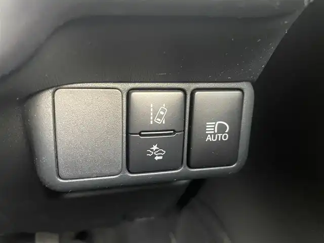トヨタ アクア S スタイルブラック 愛知県 2018(平30)年 2.4万km ダークブルーマイカ 純正9型SDナビ/（フルセグTV/CD/DVD/BT/SD/FM/AM）/バックカメラ　/前後ドラレコ　/ＥＴＣ　/トヨタセーフティセンス/・クリアランスソナー　/・先行車発進　/・パーキングサポートブレーキ　/・衝突軽減システム　/・オートマチックハイビーム　/・レーンアシスト　/ドアバイザー　/ステアリングリモコン/純正フロアマット/純正LEDヘッドライト/フォグランプ