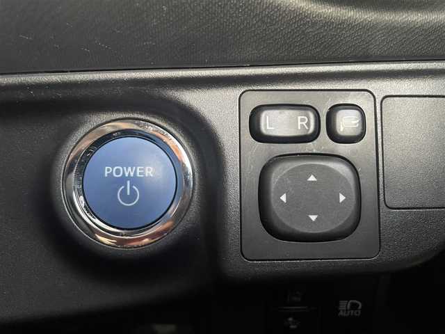 トヨタ アクア S スタイルブラック 愛知県 2018(平30)年 2.4万km ダークブルーマイカ 純正9型SDナビ/（フルセグTV/CD/DVD/BT/SD/FM/AM）/バックカメラ　/前後ドラレコ　/ＥＴＣ　/トヨタセーフティセンス/・クリアランスソナー　/・先行車発進　/・パーキングサポートブレーキ　/・衝突軽減システム　/・オートマチックハイビーム　/・レーンアシスト　/ドアバイザー　/ステアリングリモコン/純正フロアマット/純正LEDヘッドライト/フォグランプ