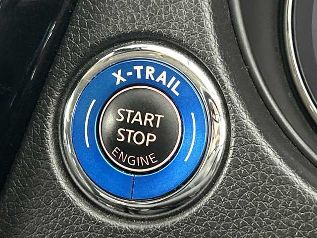 日産 エクストレイル 20Xi 愛知県 2019(平31)年 5.6万km ブリリアントホワイトパール 禁煙車/純正9インチナビ/DVD/CD/Bluetooth/FM/AM/フルセグTV/衝突軽減ブレーキ/デジタルインナーミラー/プロパイロット/レーンキープアシスト/前後コーナーセンサー/電動リアゲート/アラウンドビューモニター/純正ＥＴＣ/ＬＥＤヘッドライト/オートライト/純正アルミホイール/純正フロアマット