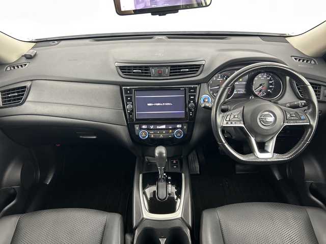 日産 エクストレイル 20Xi 愛知県 2019(平31)年 5.6万km ブリリアントホワイトパール 禁煙車/純正9インチナビ/DVD/CD/Bluetooth/FM/AM/フルセグTV/衝突軽減ブレーキ/デジタルインナーミラー/プロパイロット/レーンキープアシスト/前後コーナーセンサー/電動リアゲート/アラウンドビューモニター/純正ＥＴＣ/ＬＥＤヘッドライト/オートライト/純正アルミホイール/純正フロアマット