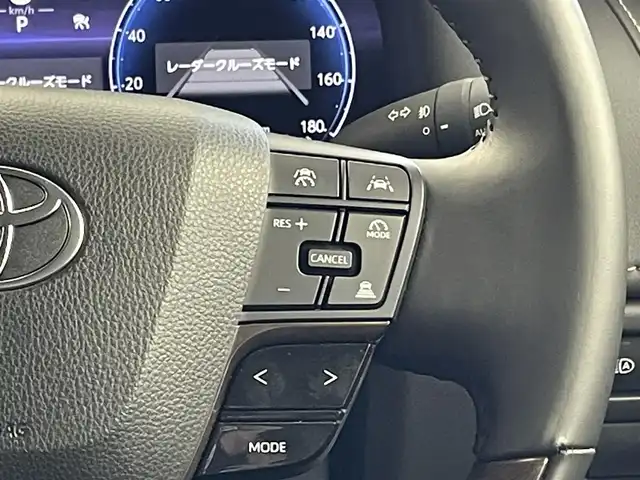 トヨタ アルファード Z 群馬県 2024(令6)年 0.7万km ブラック ４ＷＤ　フリップダウンモニター　純正１４インチディスプレイオーディオ　パノラミックビューモニター　レーダークルーズコントロール　両側パワースライドドア　パワーバックドア　デジタルルームミラー　禁煙車