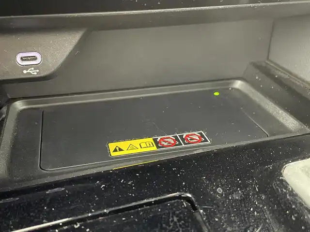 トヨタ アルファード Z 群馬県 2024(令6)年 0.7万km ブラック ４ＷＤ　フリップダウンモニター　純正１４インチディスプレイオーディオ　パノラミックビューモニター　レーダークルーズコントロール　両側パワースライドドア　パワーバックドア　デジタルルームミラー　禁煙車