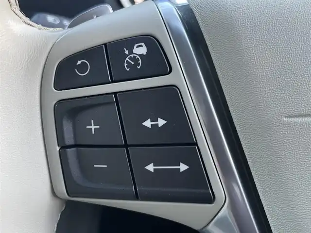 ボルボ Ｖ４０ D4 インスクリプション 栃木県 2016(平28)年 5.9万km デニムブルーメタリック Harman/Kardon/純正ナビ（BT/ワンセグ）/アダプティブクルーズコントロール/ブラインドスポットモニター/レーン・キーピング・エイド/パワーシート（D/N席）/シートヒーター（D/N席）/シートメモリー（D席）/ETC/パドルシフト/プッシュスタート/スマートキー