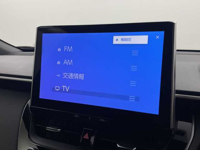 トヨタ カローラ クロス ハイブリッド Z 群馬県 2024(令6)年 2.3万km アティチュードブラックマイカ 純正１０．５型ナビ　/バックカメラ　/フルセグＴＶ　/ＥＴＣ２．０　/ハーフレザーシート　/シートヒーター　/電動リアゲート　/純正アルミホイール　/衝突被害軽減ブレーキ　/レーンアシスト　/ＬＥＤヘッドライト　/禁煙車