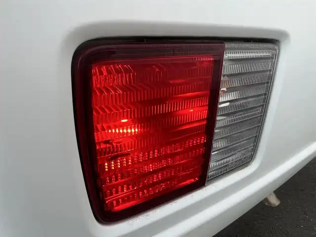 スズキ エブリイ PA 秋田県 2012(平24)年 7.2万km スペリアホワイト オーディオ（AM/FM)/４WD/５速MT/純正フロアマット/純正ドアバイザー/パワーステアリング/レベライザー/保証書/取扱説明書
